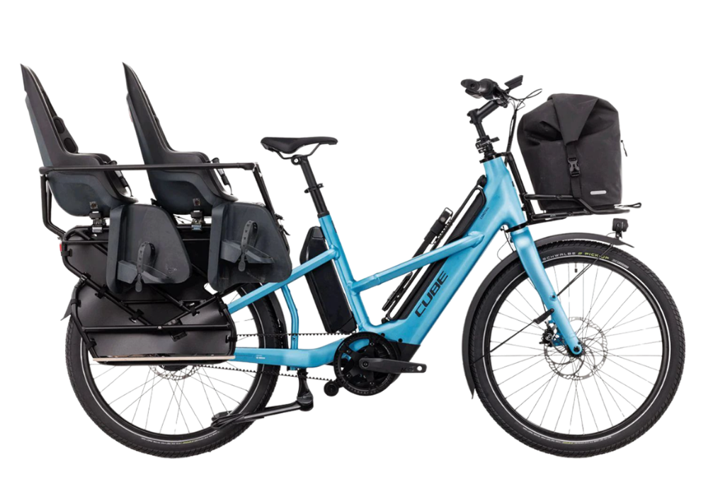 Kids bike available for rental in Cascais